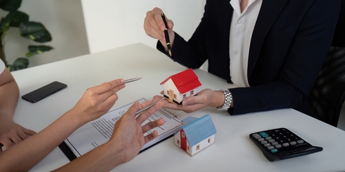Stratégies gagnantes pour prospecter les agents immobiliers